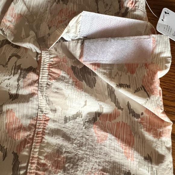 NWT FP Movement Free People into the wild Printed Mid Rise Shorts size XS - Picture 15 of 15